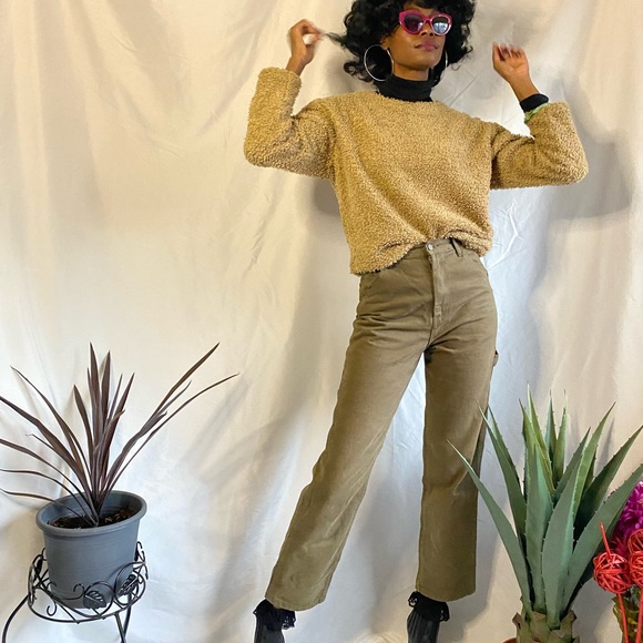 Uniqlo Fuzzy teddy beige sweater - Picture 3 of 6